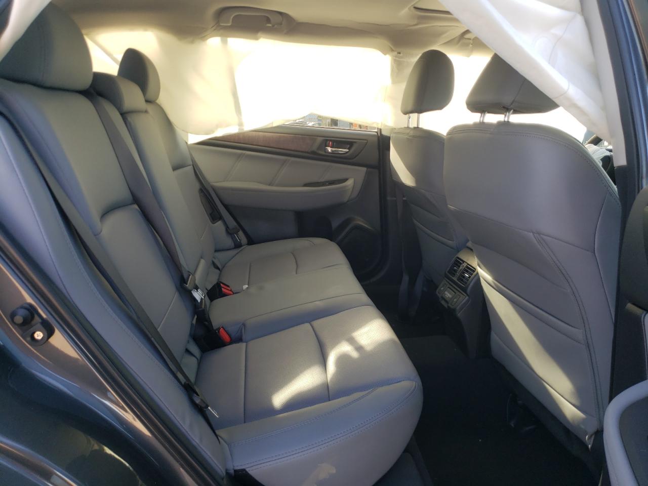 Photo 6 from auction – 2018 SUBARU OUTBACK 3. with VIN 4S4BSENC8J3260161