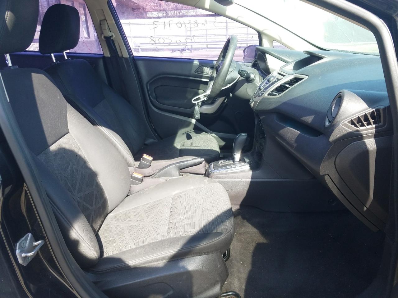 Photo 5 from auction – 2011 FORD FIESTA SES with VIN 3FADP4FJ1BM175349