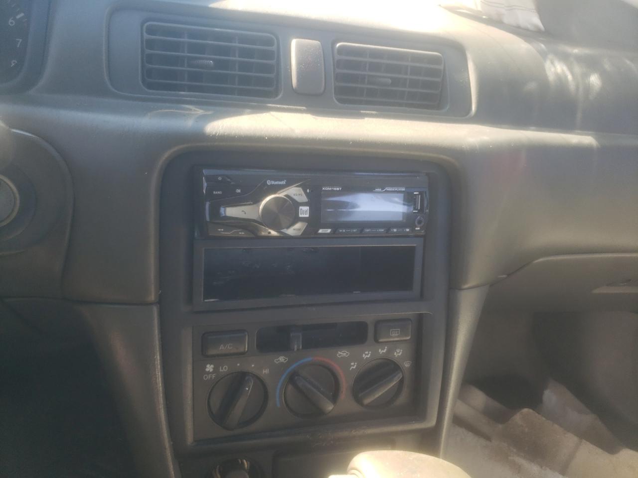 Photo 9 from auction – 1997 TOYOTA CAMRY CE with VIN 4T1BG22K3VU179984