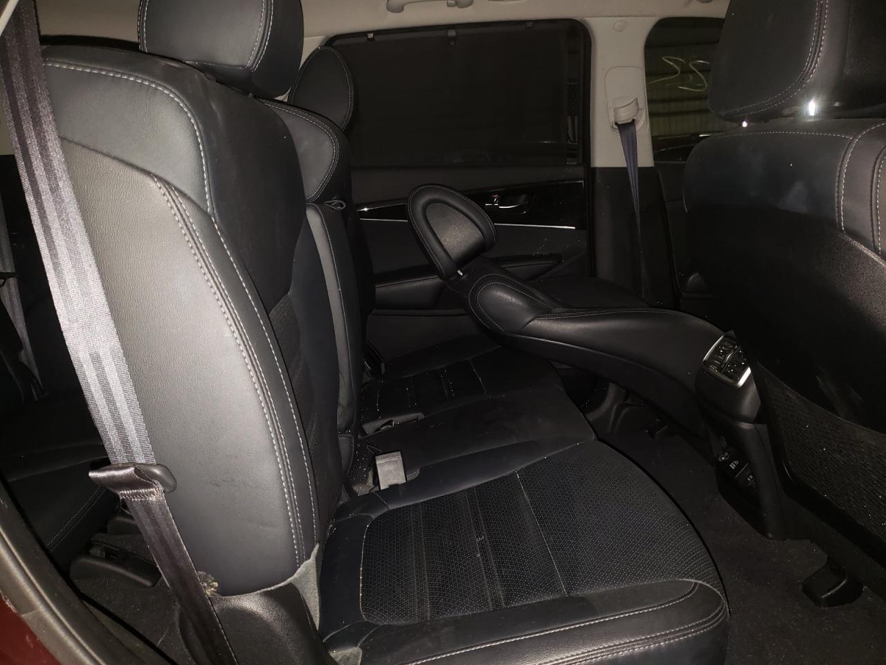Photo 6 from auction – 2016 KIA SORENTO EX with VIN 5XYPH4A59GG125544