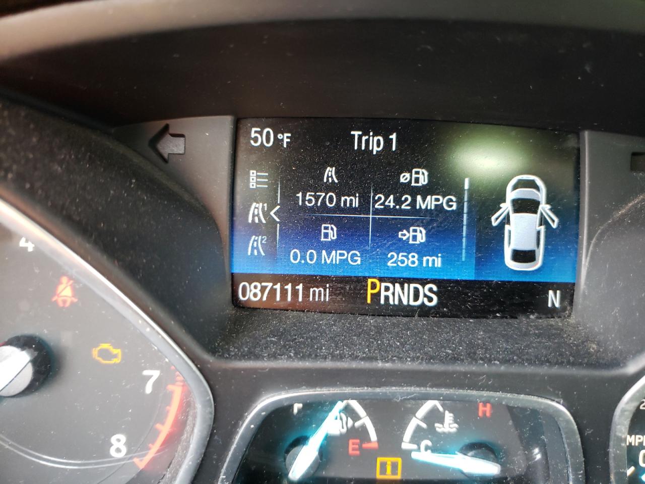 Photo 8 from auction – 2017 FORD ESCAPE SE with VIN 1FMCU0G91HUD96588