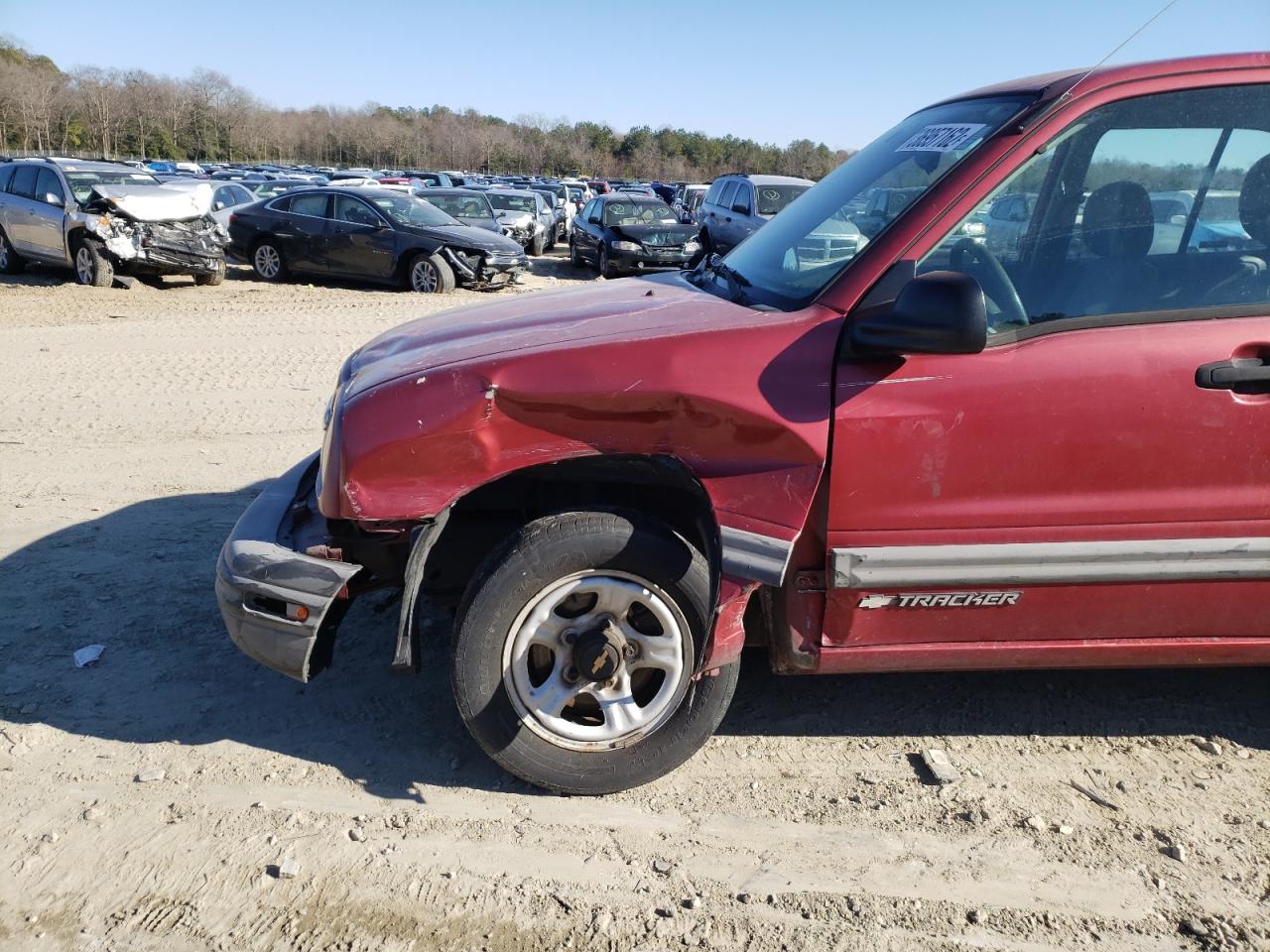 Photo 9 from auction – 2000 CHEVROLET TRACKER with VIN 2CNBE13C1Y6933913