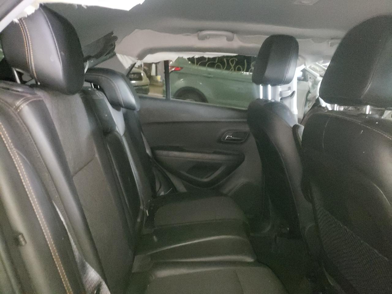 Photo 6 from auction – 2018 CHEVROLET TRAX 1LT with VIN KL7CJLSB1JB613340