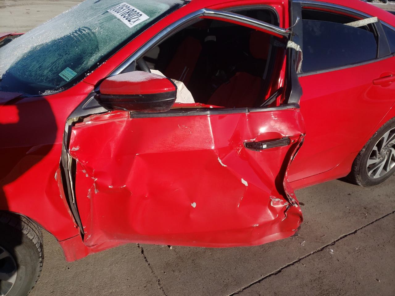 Photo 9 from auction – 2017 HONDA CIVIC EX with VIN 2HGFC2F73HH516993