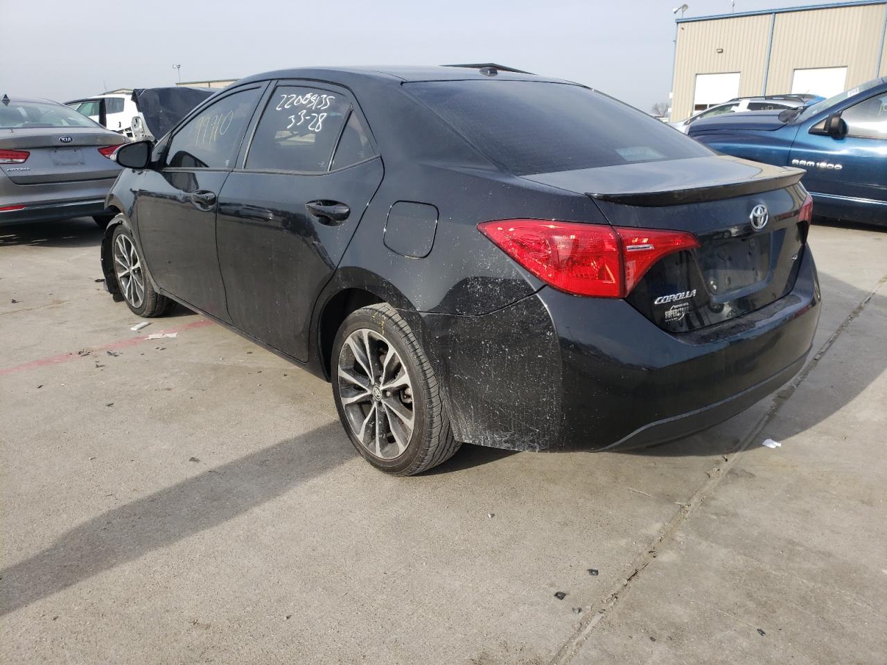Photo 3 from auction – 2017 TOYOTA COROLLA L with VIN 2T1BURHEXHC827328