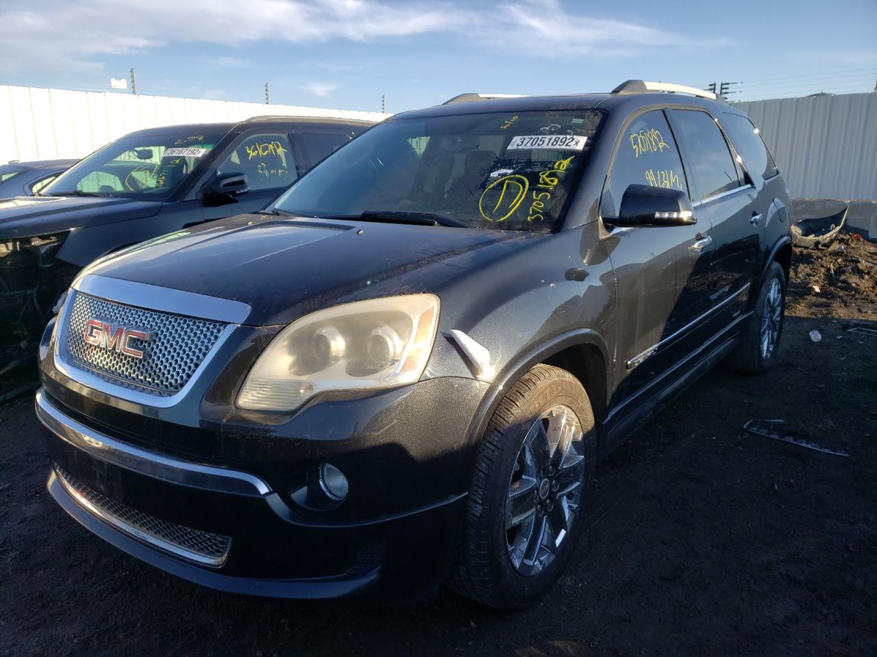 Photo 2 from auction – 2011 GMC ACADIA DEN with VIN 1GKKRTED5BJ380188