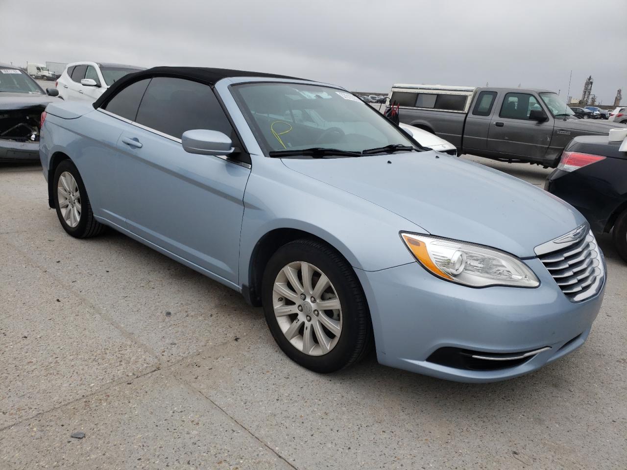 Photo 1 from auction – 2013 CHRYSLER 200 TOURIN with VIN 1C3BCBEG5DN728251