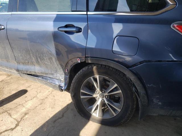 Photo 9 from auction – 2016 TOYOTA HIGHLANDER with VIN 5TDJKRFHXGS300975