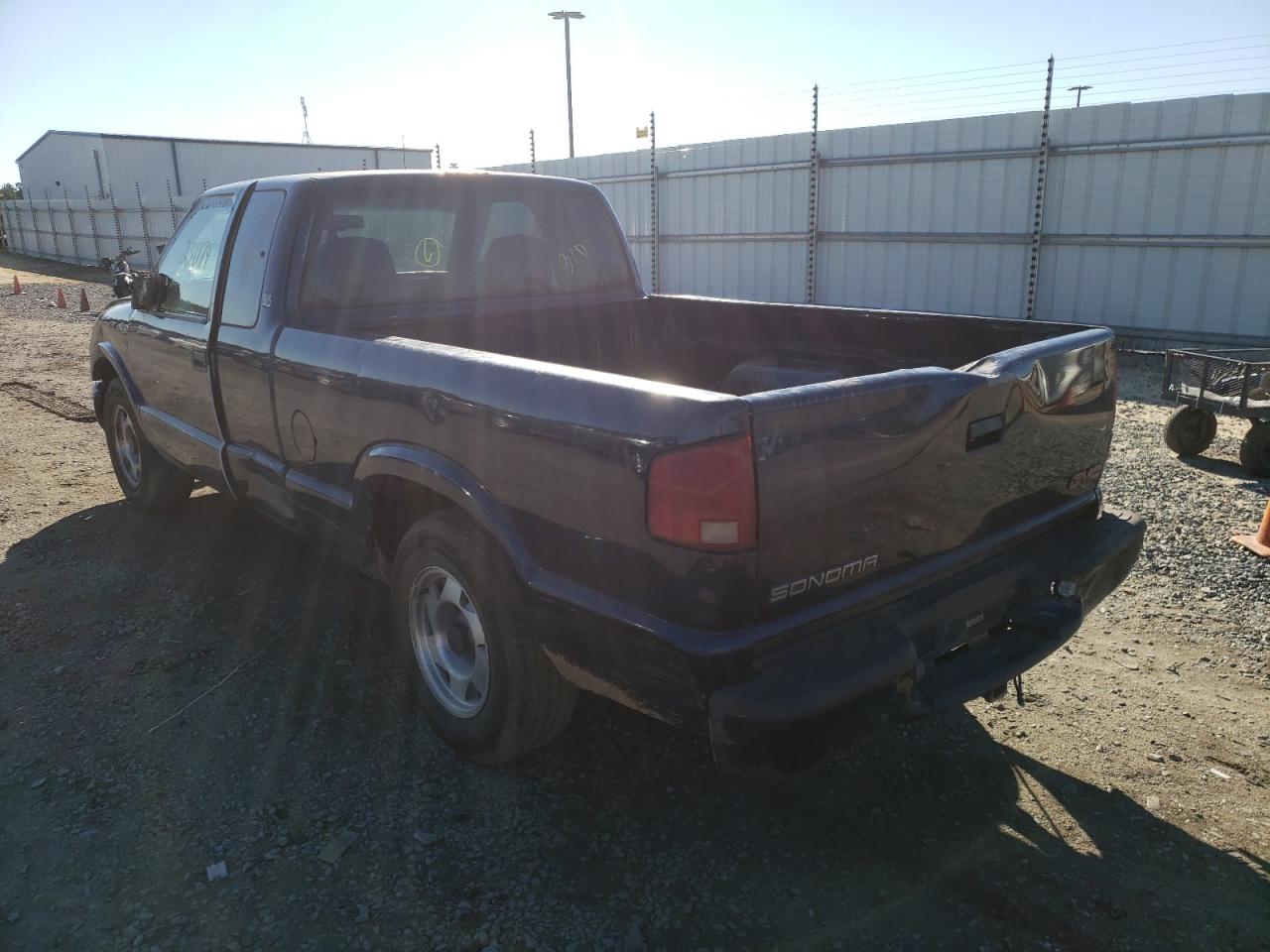 Photo 3 from auction – 2001 GMC SONOMA with VIN 1GTCS19W018191510