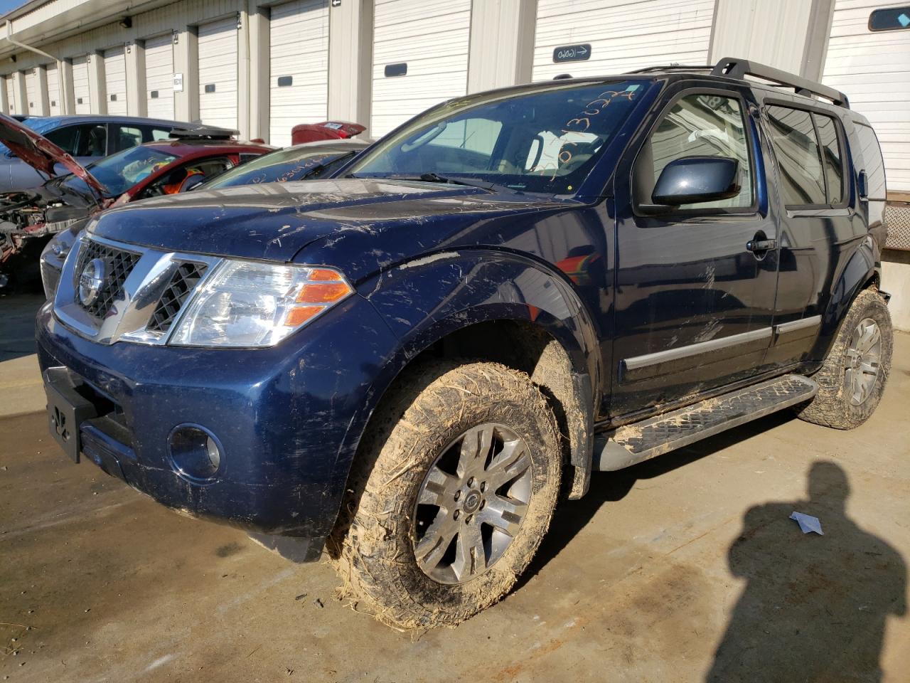 Фото 2 с аукциона – 2012 NISSAN PATHFINDER с VIN 5N1AR1NB2CC634337