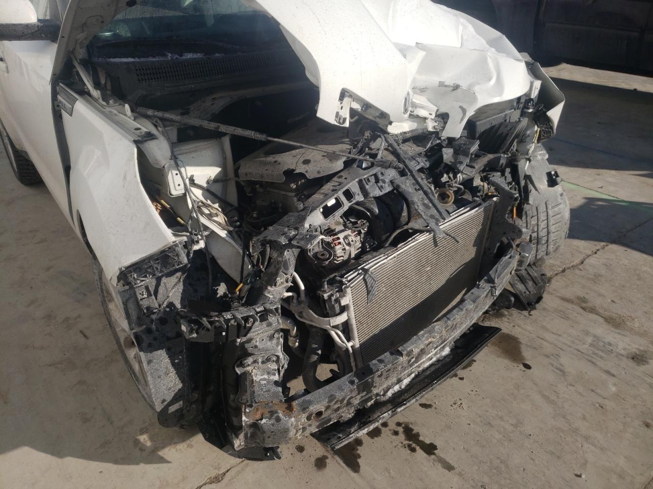 Photo 9 from auction – 2015 KIA SOUL with VIN KNDJP3A58F7804560