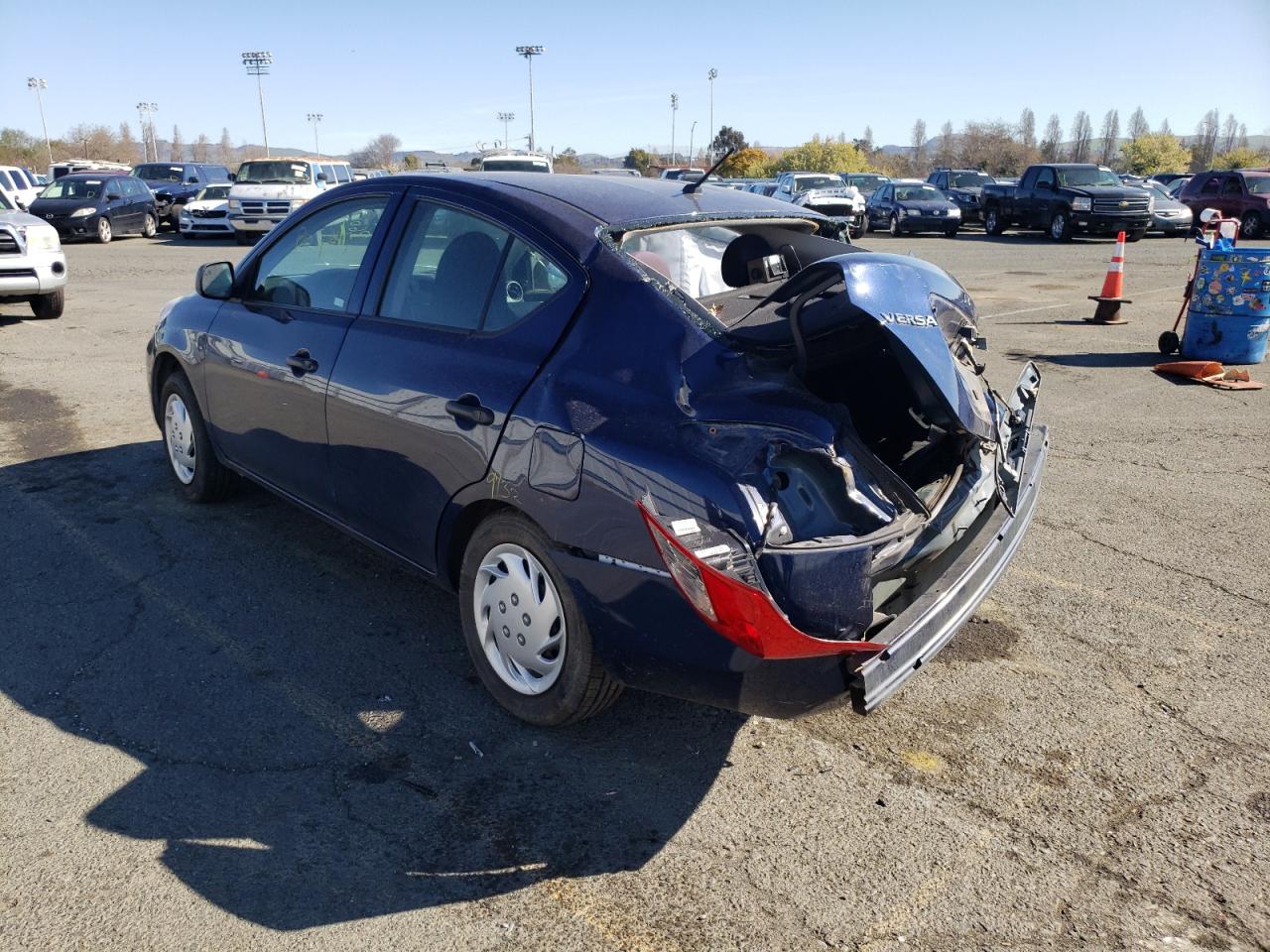 Photo 3 from auction – 2012 NISSAN VERSA S with VIN 3N1CN7APXCL901017