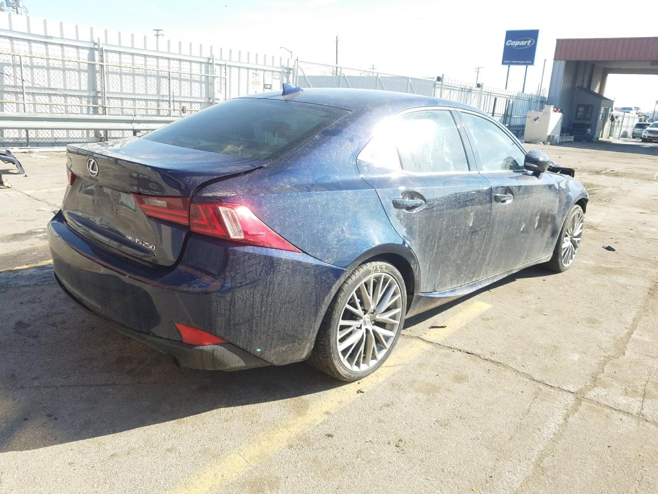 Photo 4 from auction – 2014 LEXUS IS 250 with VIN JTHCF1D21E5014382