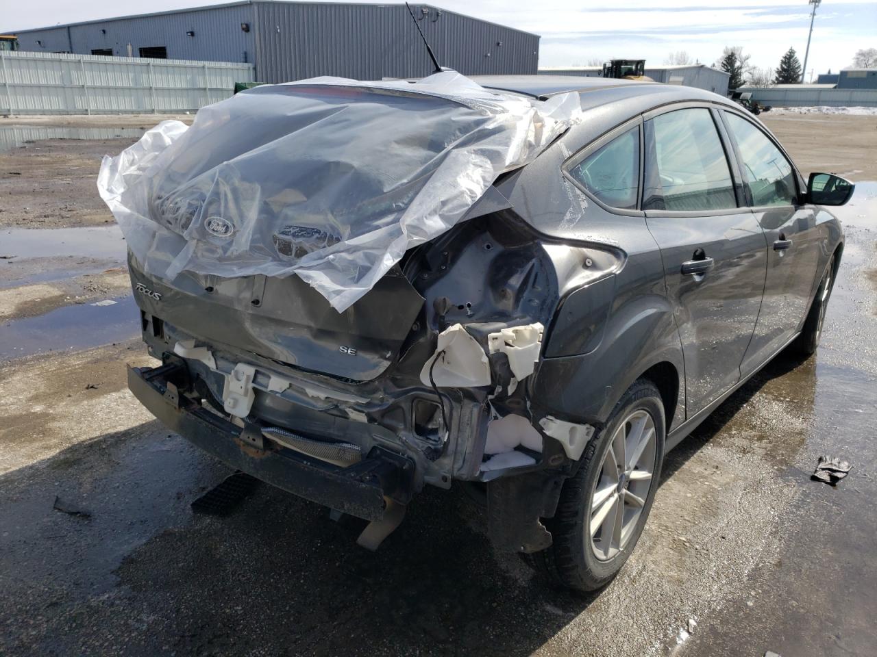 Photo 4 from auction – 2018 FORD FOCUS SE with VIN 1FADP3K24JL245855