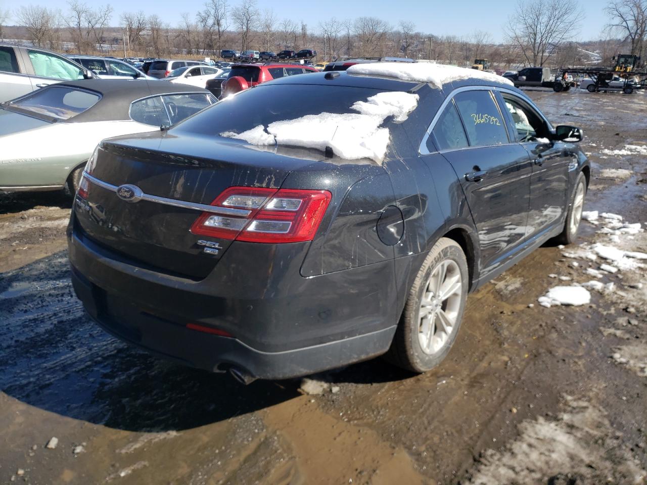 Photo 4 from auction – 2015 FORD TAURUS SEL with VIN 1FAHP2H89FG154023