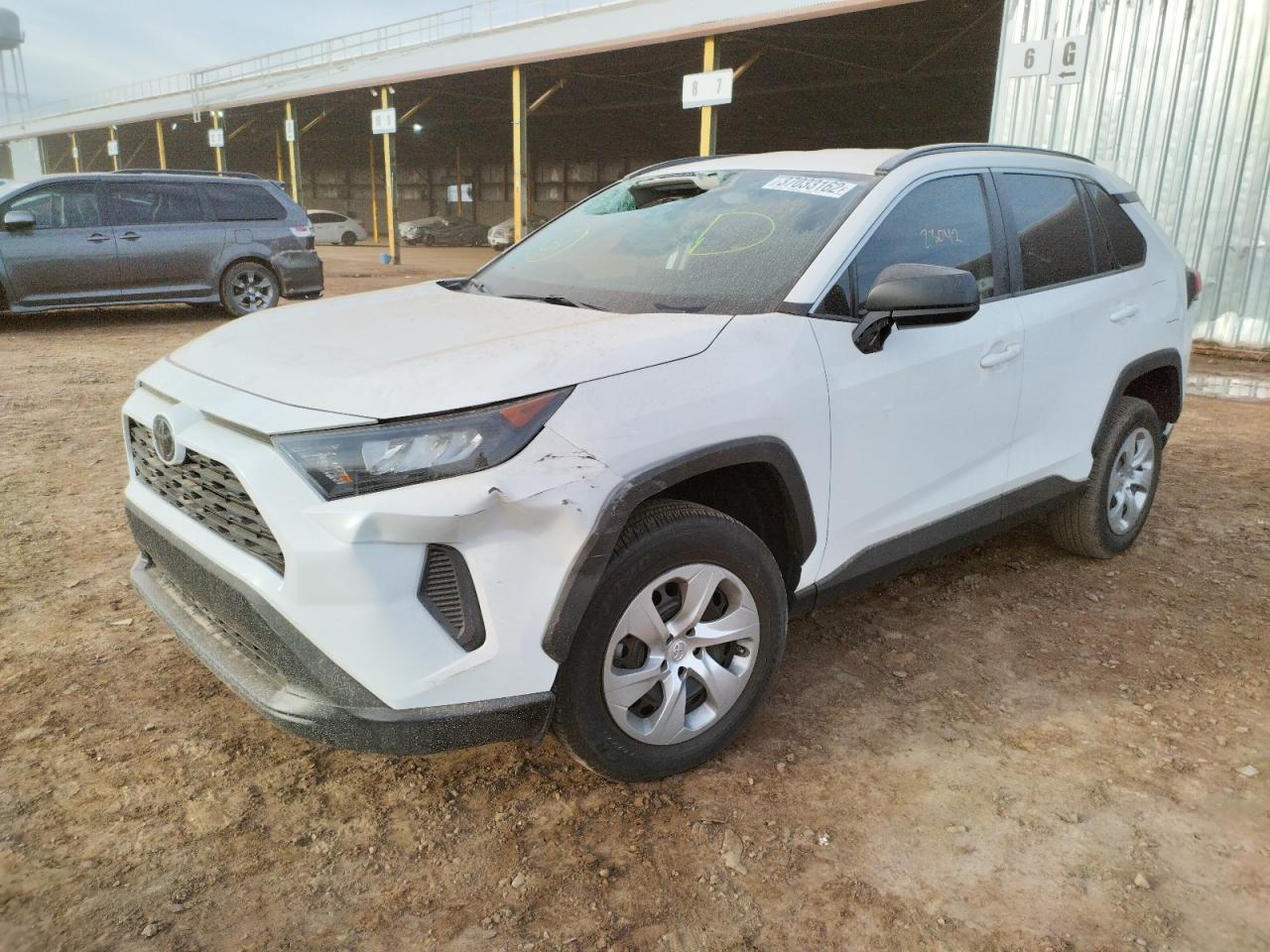 Photo 2 from auction – 2021 TOYOTA RAV4 LE with VIN 2T3H1RFV4MW106590