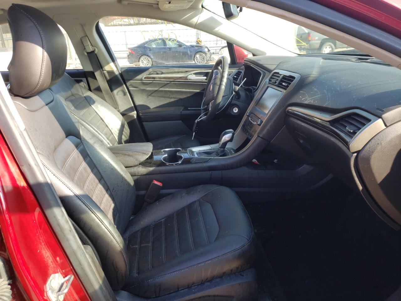 Photo 5 from auction – 2014 FORD FUSION SE with VIN 1FA6P0HD4E5385592