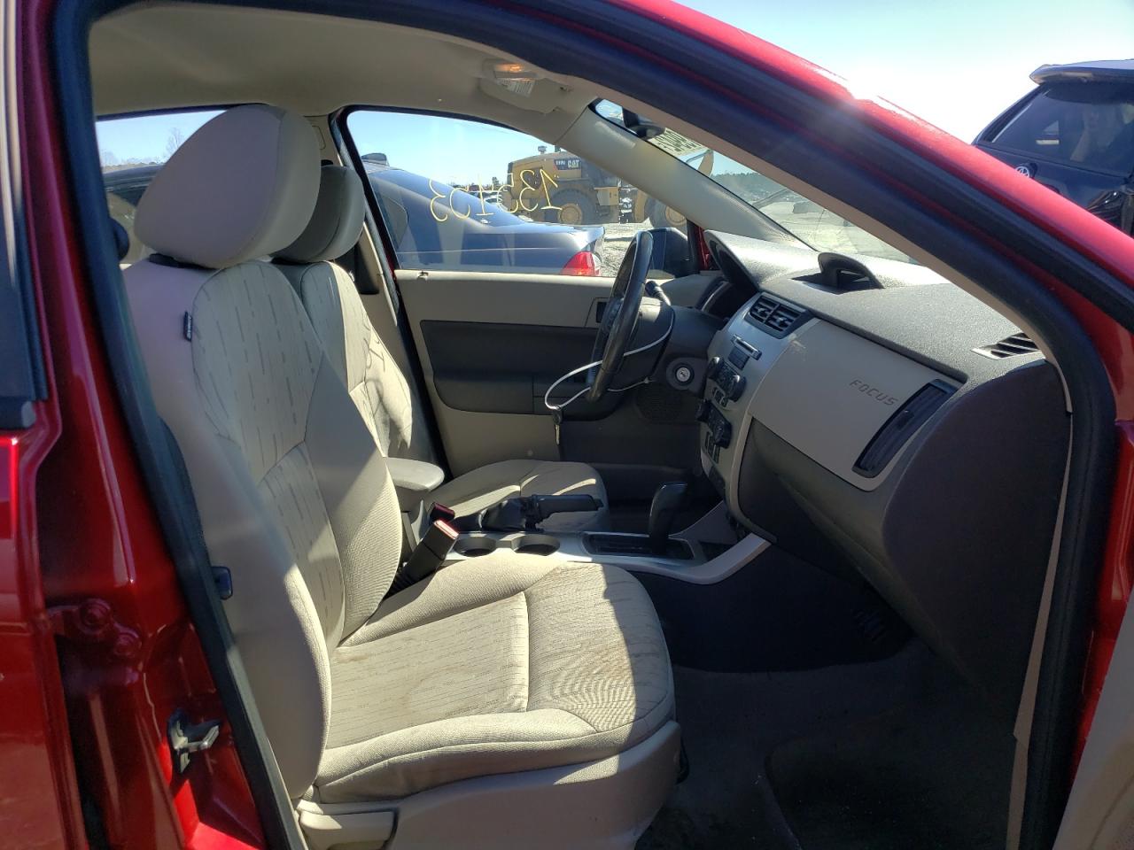 Photo 5 from auction – 2010 FORD FOCUS SE with VIN 1FAHP3FN8AW288986