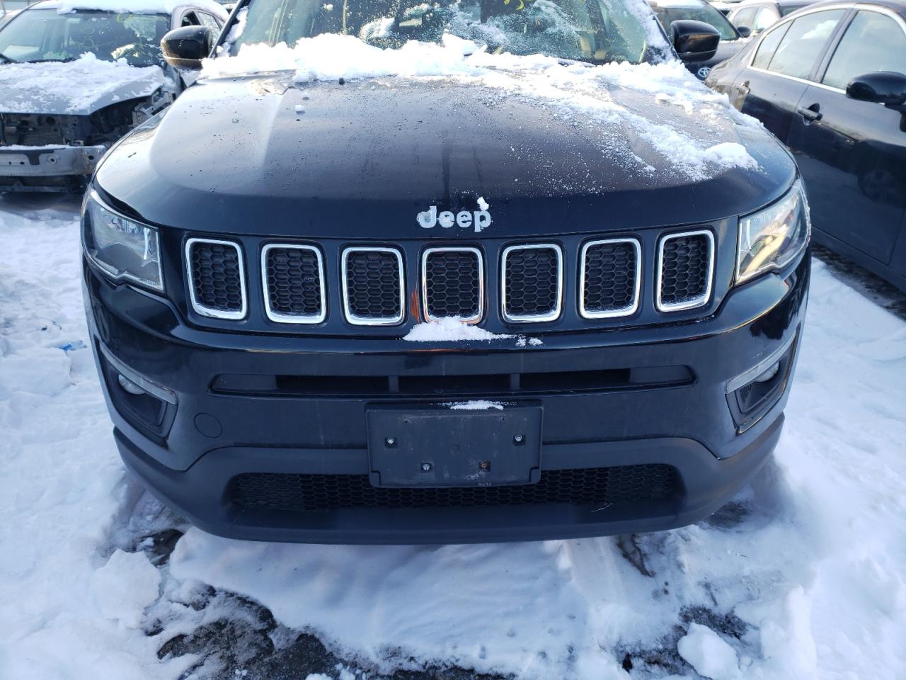Photo 9 from auction – 2019 JEEP COMPASS LA with VIN 3C4NJDBB5KT847174