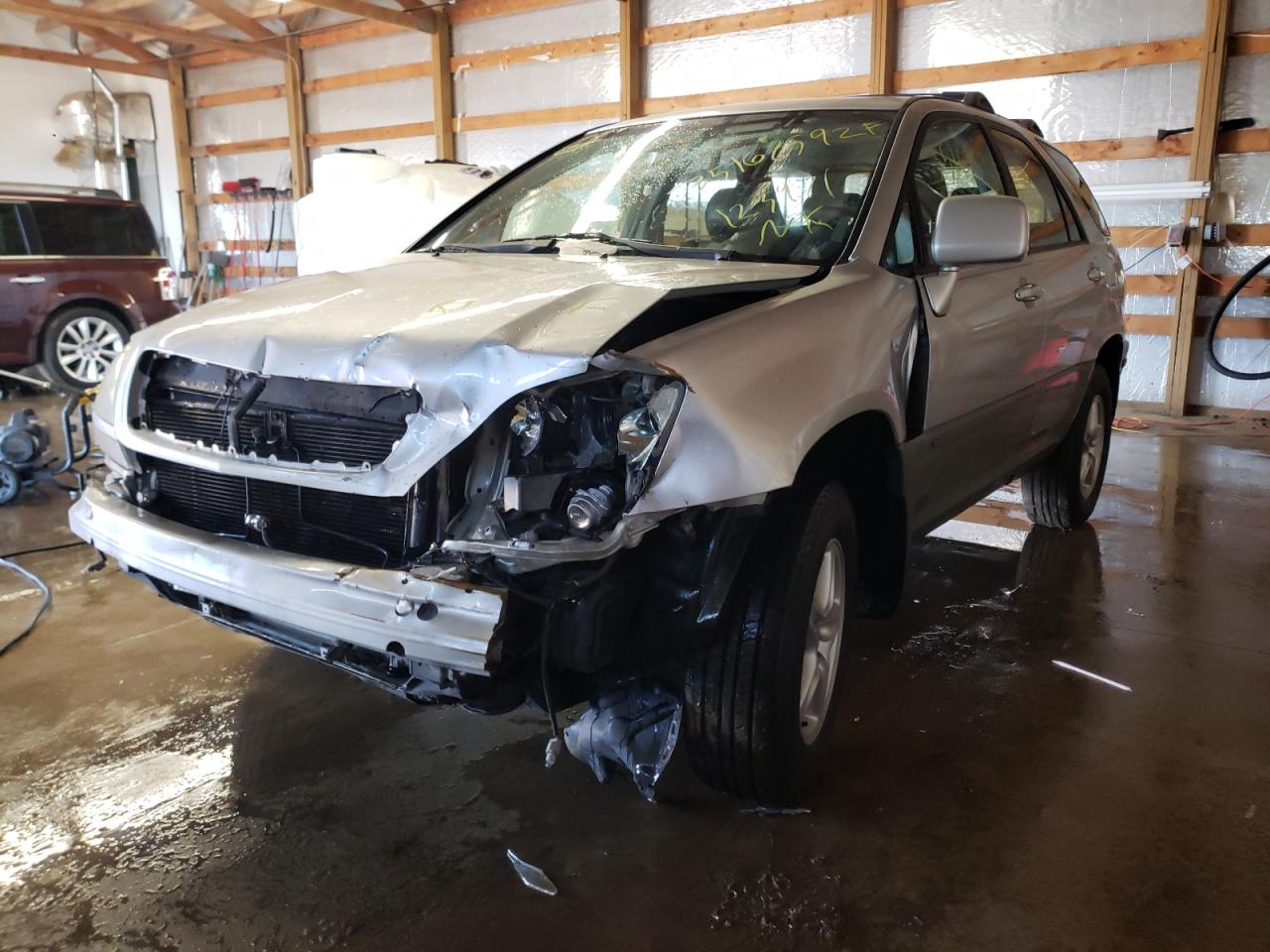 Photo 2 from auction – 2002 LEXUS RX 300 with VIN JTJGF10U620123971
