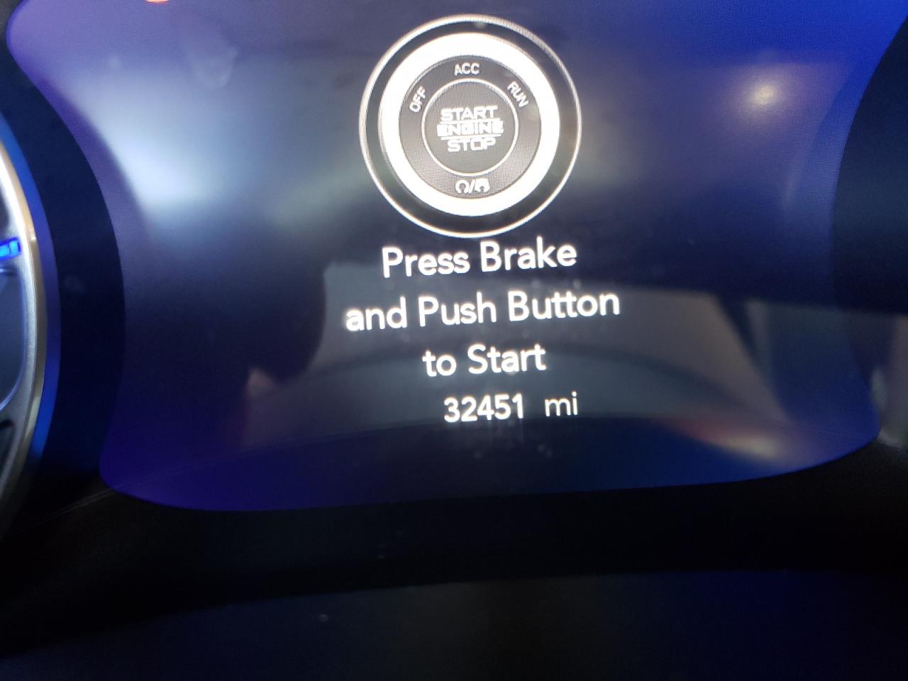Photo 8 from auction – 2018 CHRYSLER PACIFICA T with VIN 2C4RC1EG6JR261621