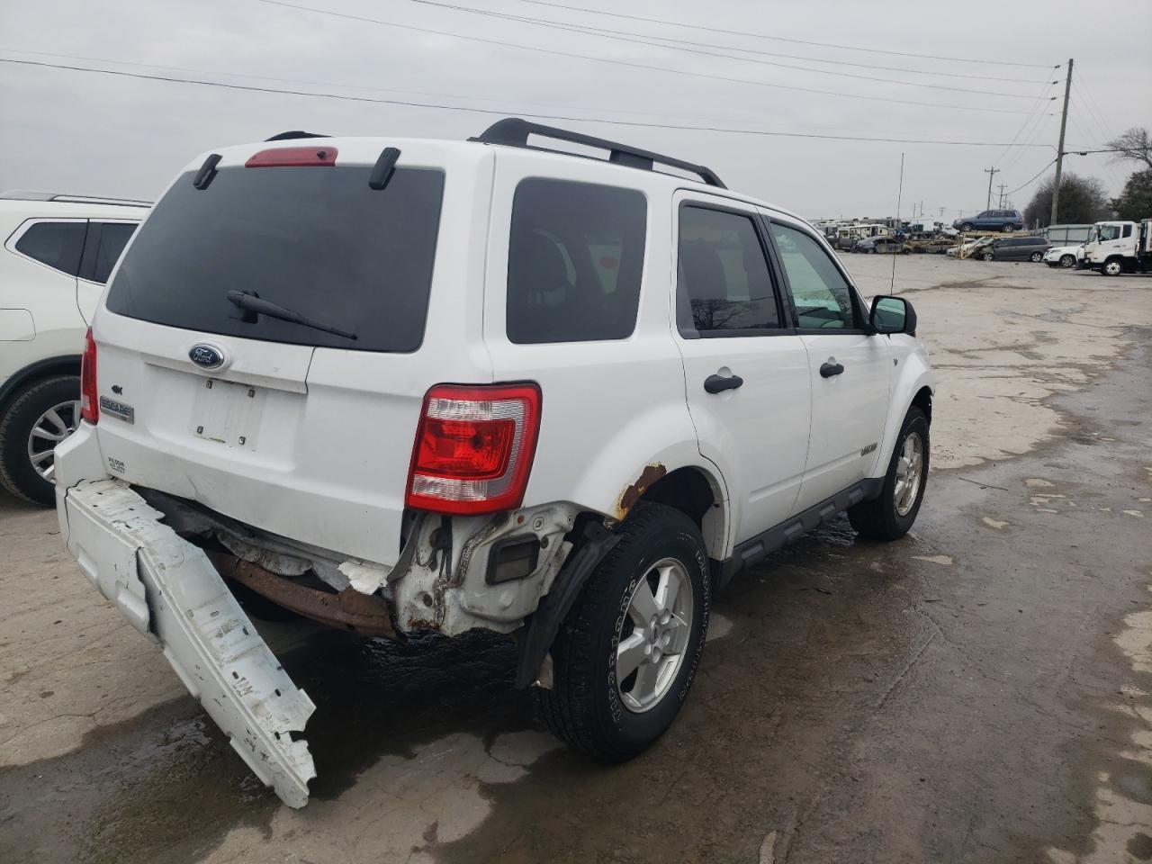 Photo 4 from auction – 2008 FORD ESCAPE XLT with VIN 1FMCU031X8KD90428