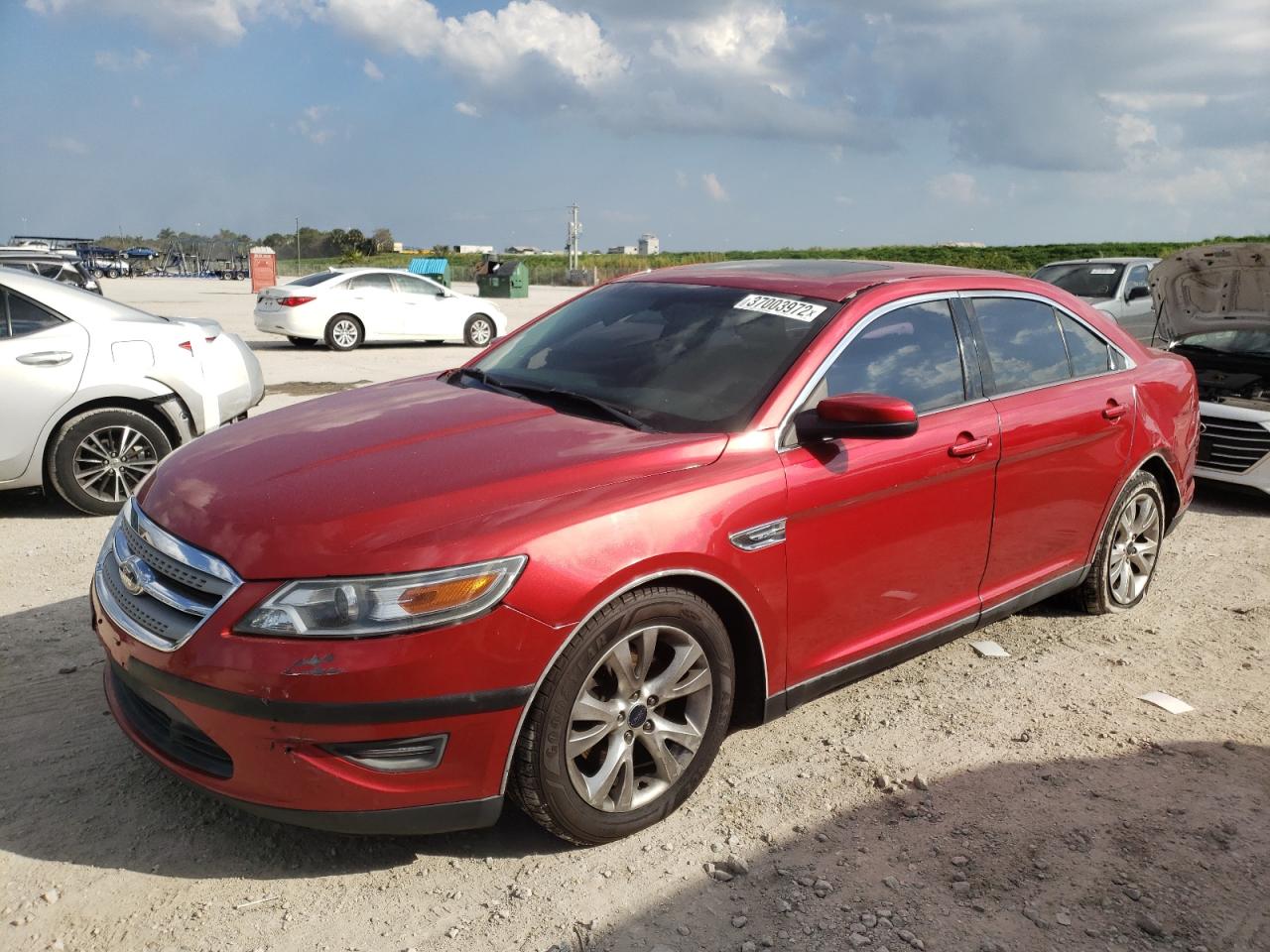 Photo 2 from auction – 2011 FORD TAURUS SEL with VIN 1FAHP2EW8BG115498