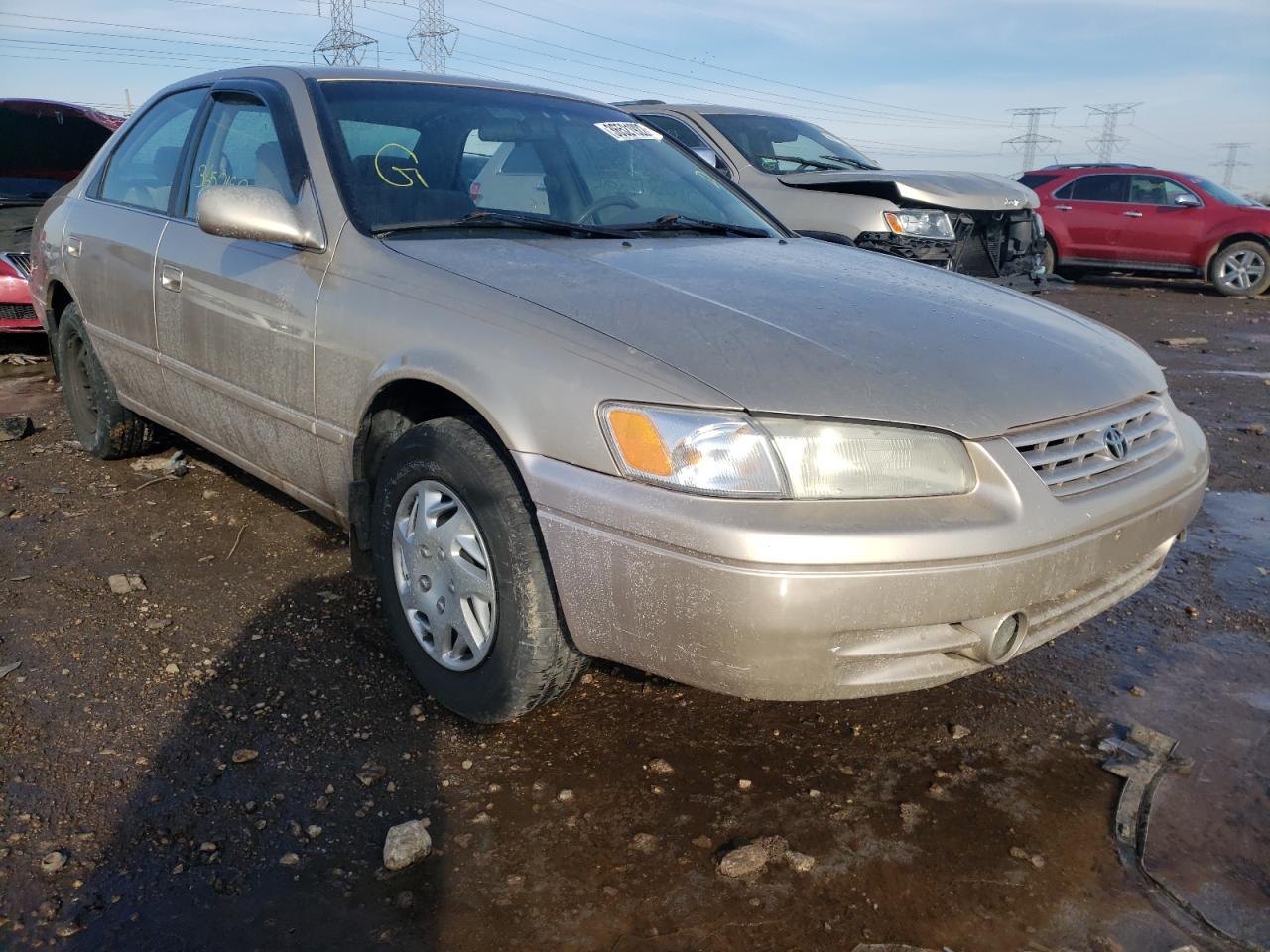 TOYOTA CAMRY CE 1998 with VIN JT2BG22K7W0168377 - Photo from auction