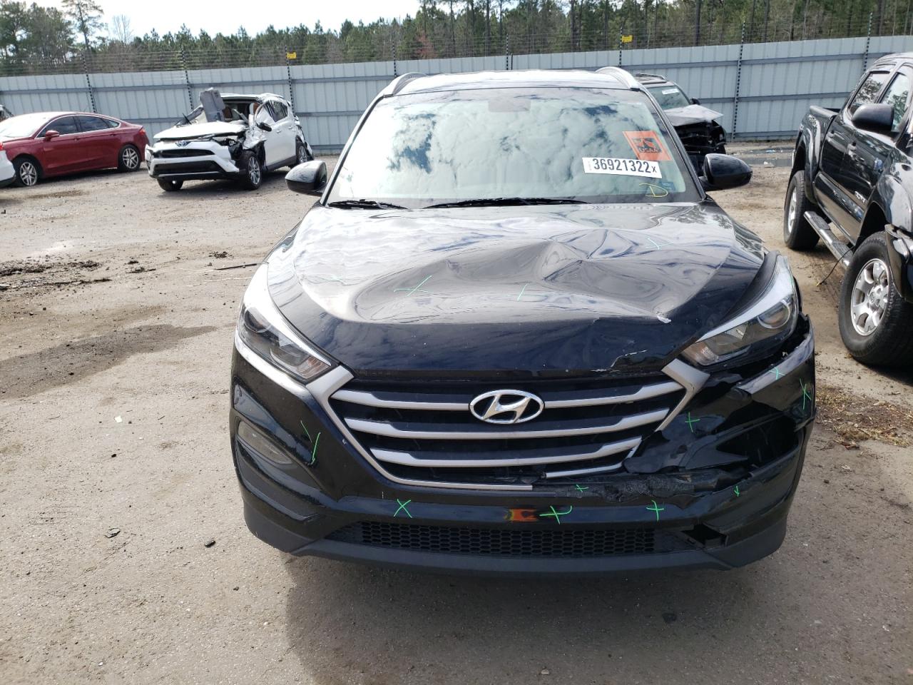 Photo 9 from auction – 2017 HYUNDAI TUCSON with VIN KM8J33A49HU528795