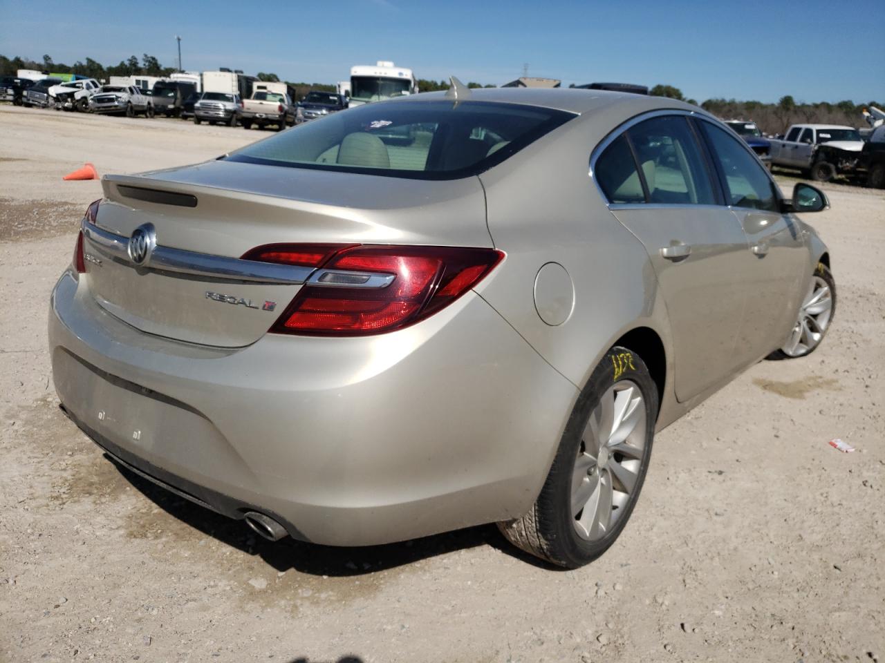 Photo 4 from auction – 2014 BUICK REGAL with VIN 2G4GK5EX0E9325199