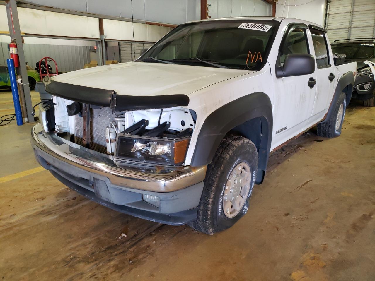 Photo 2 from auction – 2005 CHEVROLET COLORADO with VIN 1GCDT136358205500