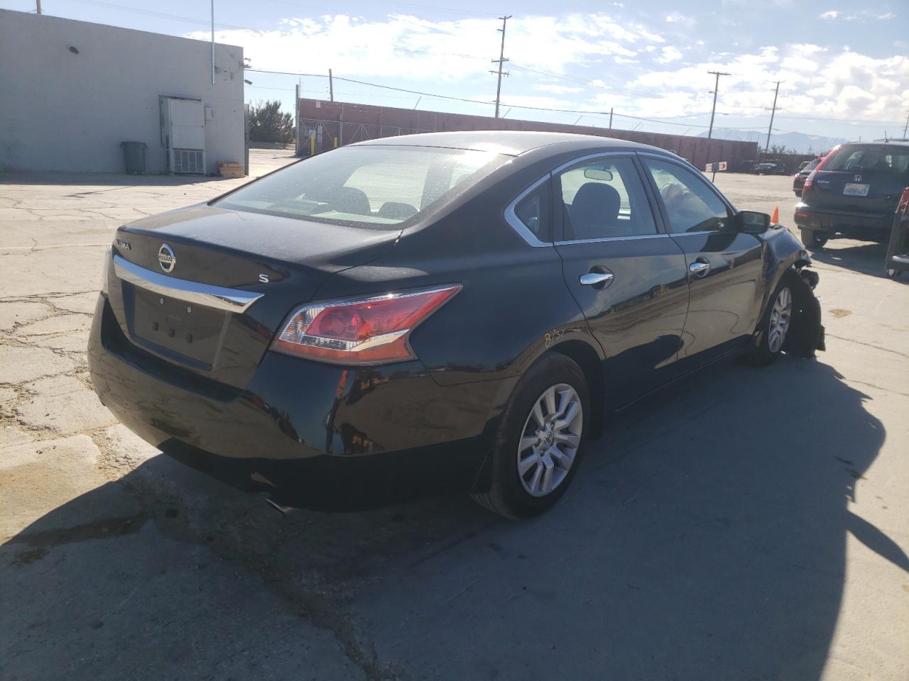 Photo 4 from auction – 2015 NISSAN ALTIMA 2.5 with VIN 1N4AL3AP6FC183751