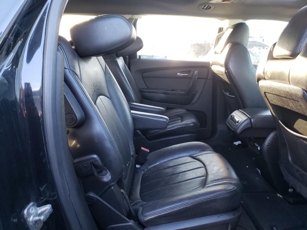 Photo 6 from auction – 2011 GMC ACADIA DEN with VIN 1GKKRTED5BJ380188