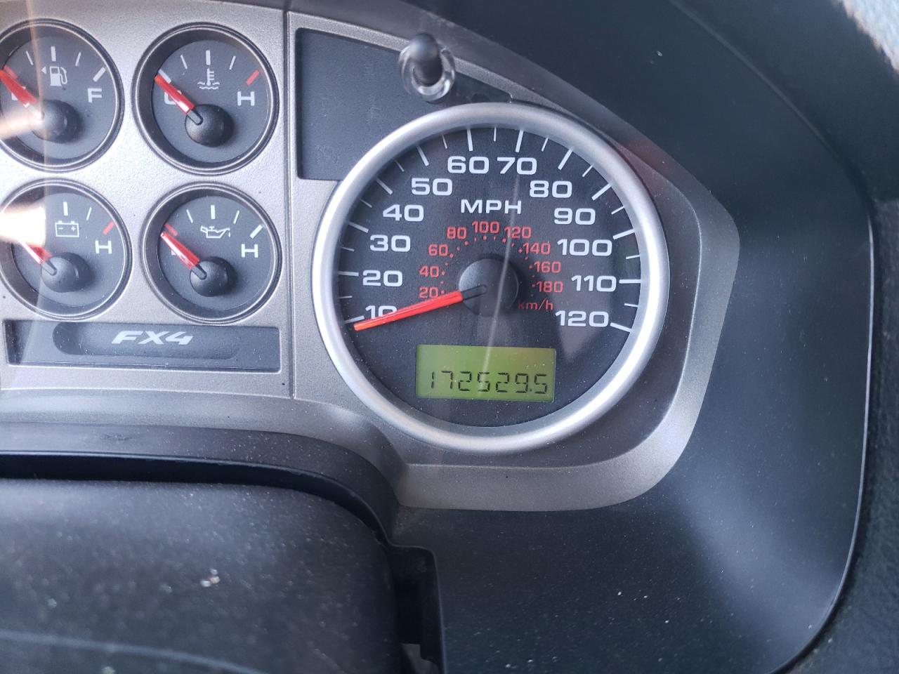 Photo 8 from auction – 2005 FORD F150 with VIN 1FTPX14585FB58712