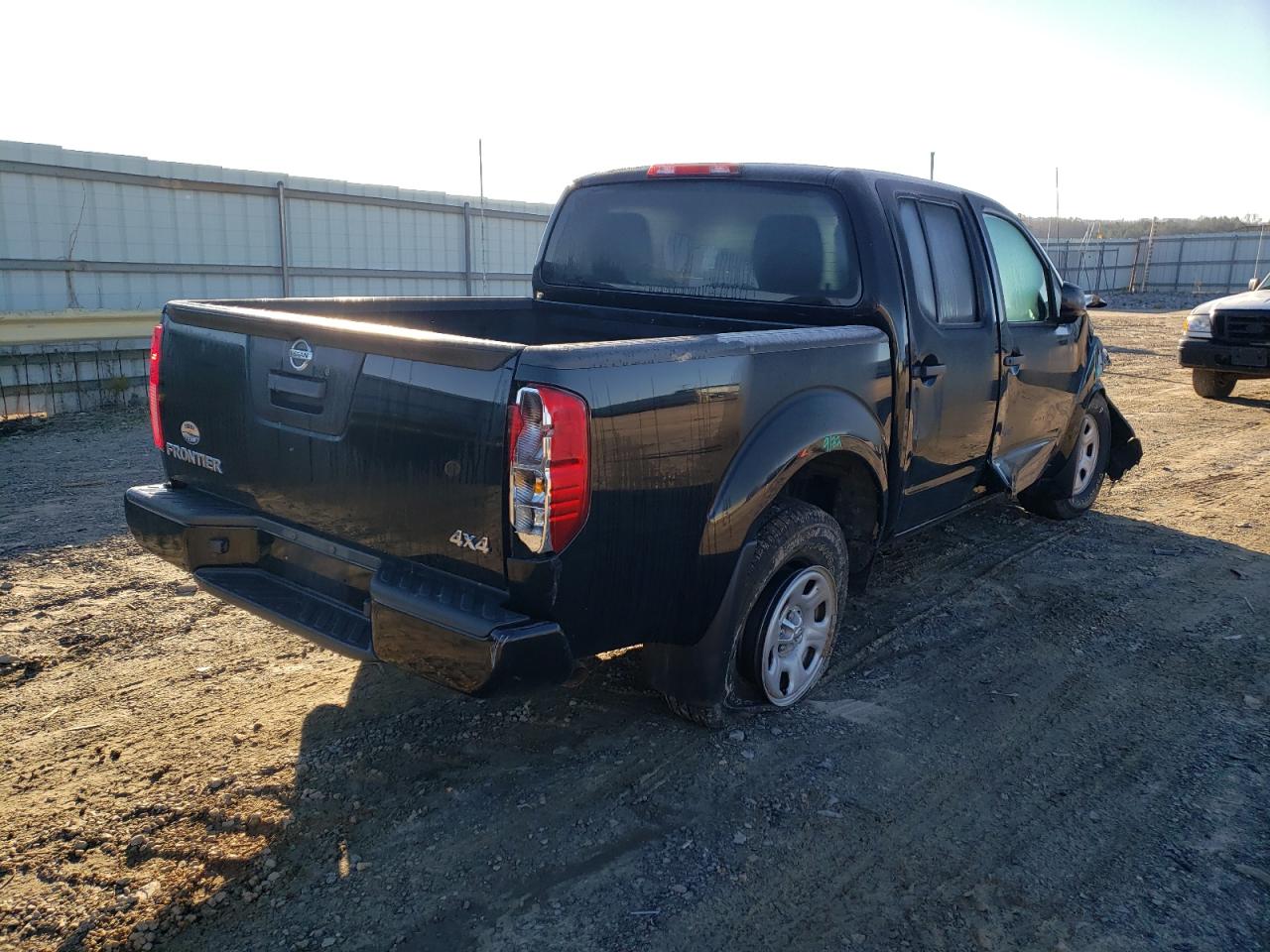Photo 4 from auction – 2019 NISSAN FRONTIER S with VIN 1N6AD0EV8KN770480