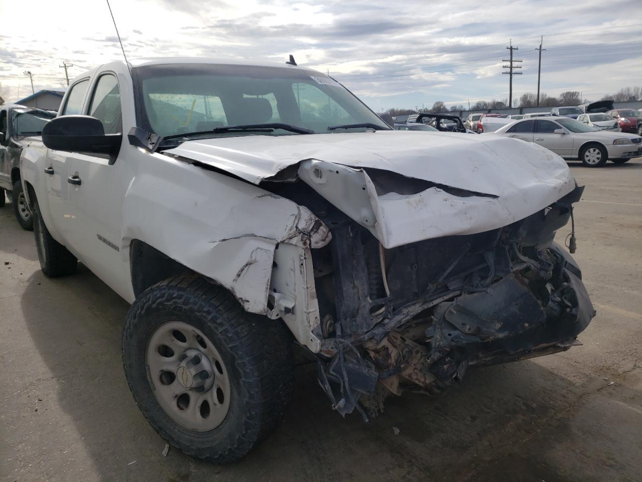CHEVROLET SILVERADO 2011 with VIN 3GCPKPEA0BG395301 - Photo from auction
