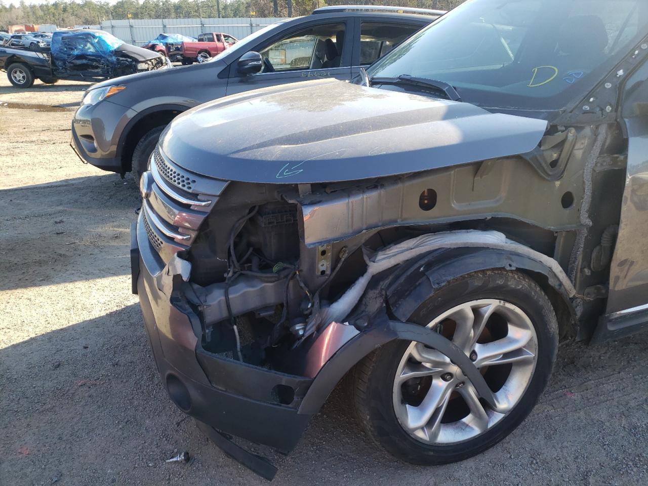 Photo 9 from auction – 2014 FORD EXPLORER L with VIN 1FM5K7F85EGA15920