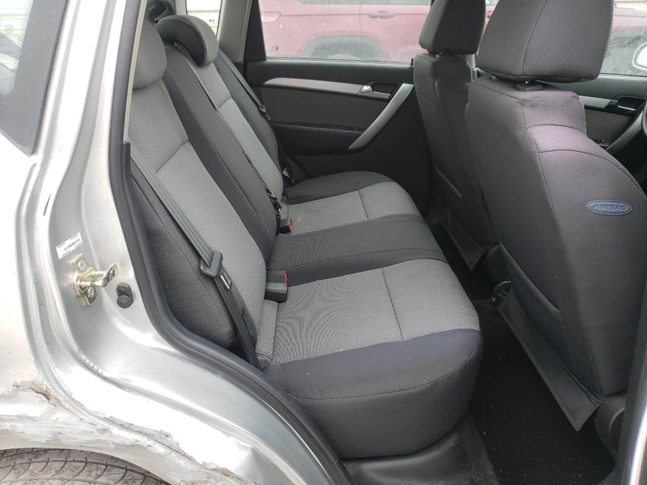 Photo 6 from auction – 2011 CHEVROLET AVEO LS with VIN KL1TD6DE9BB137513