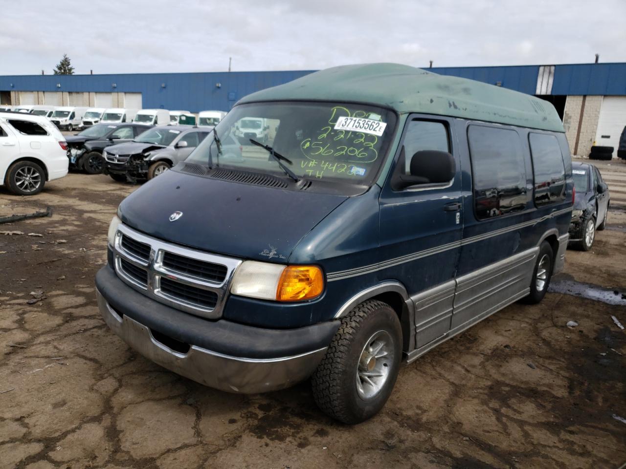 Photo 2 from auction – 2002 DODGE RAM VAN B1 with VIN 2B6HB11Z12K144422