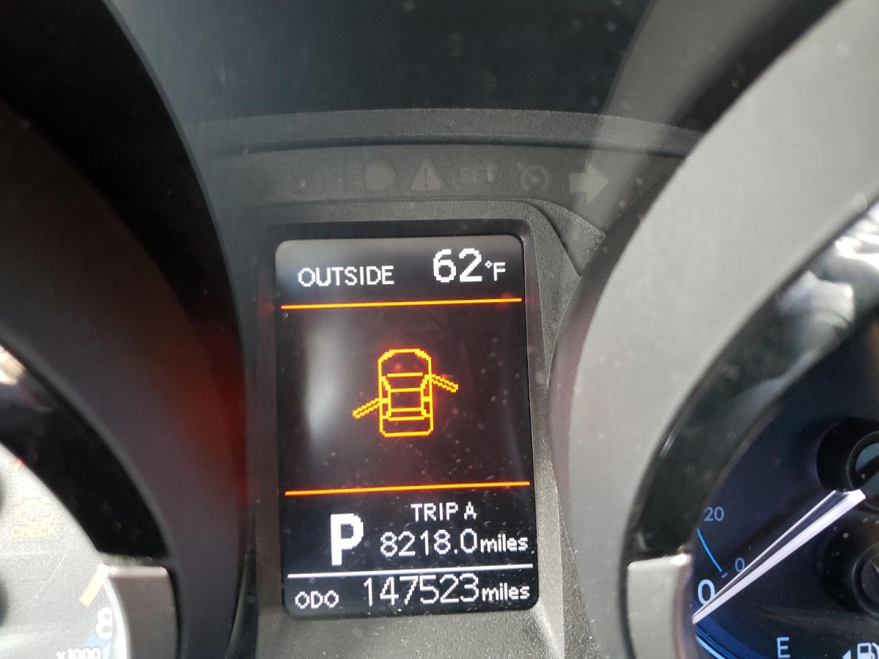 Photo 8 from auction – 2014 TOYOTA COROLLA L with VIN 2T1BURHE7EC087913