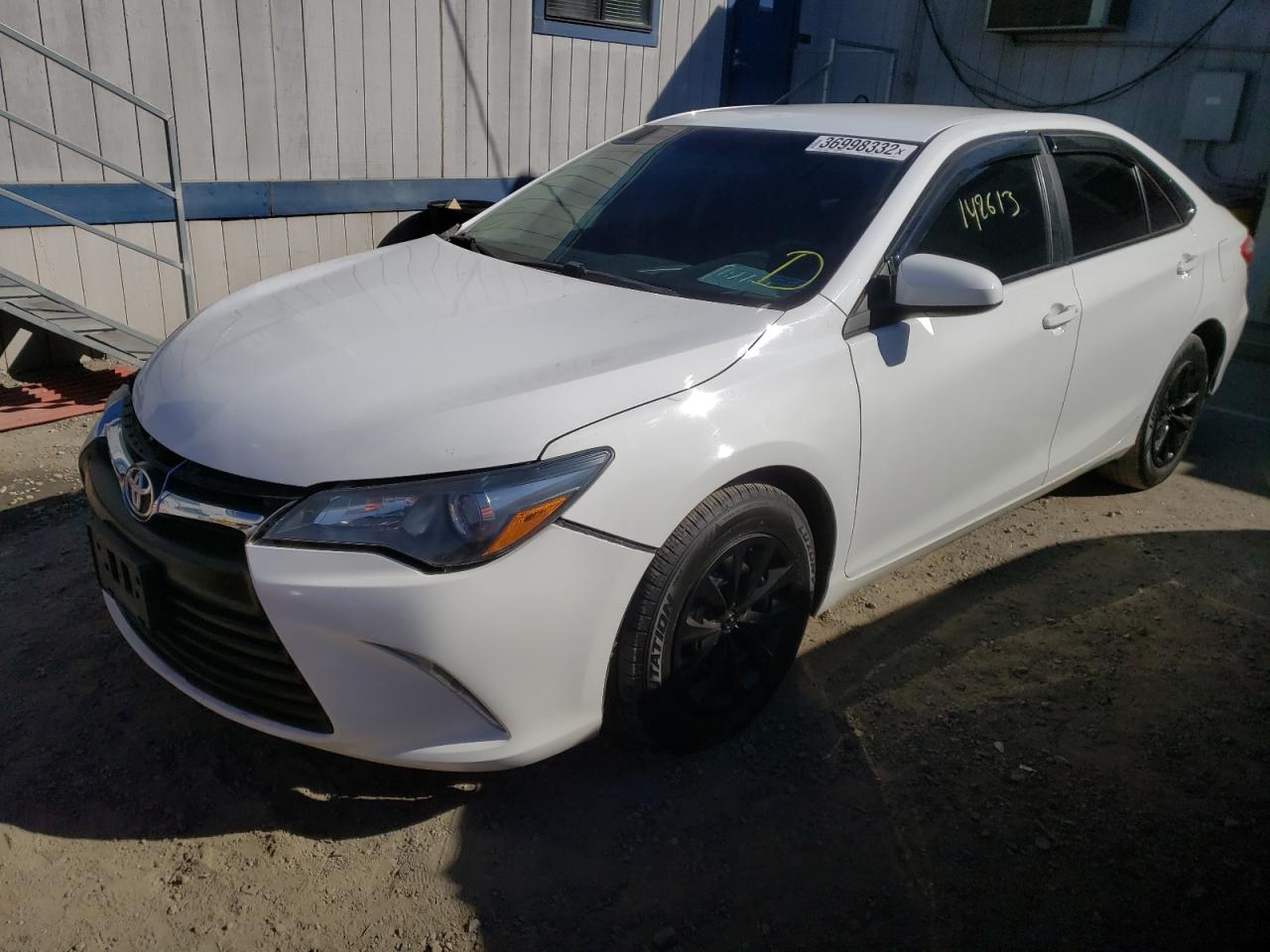 Photo 2 from auction – 2015 TOYOTA CAMRY LE with VIN 4T1BF1FKXFU925808