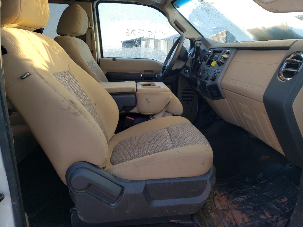 Photo 5 from auction – 2011 FORD F250 SUPER with VIN 1FT7X2B61BEB80974
