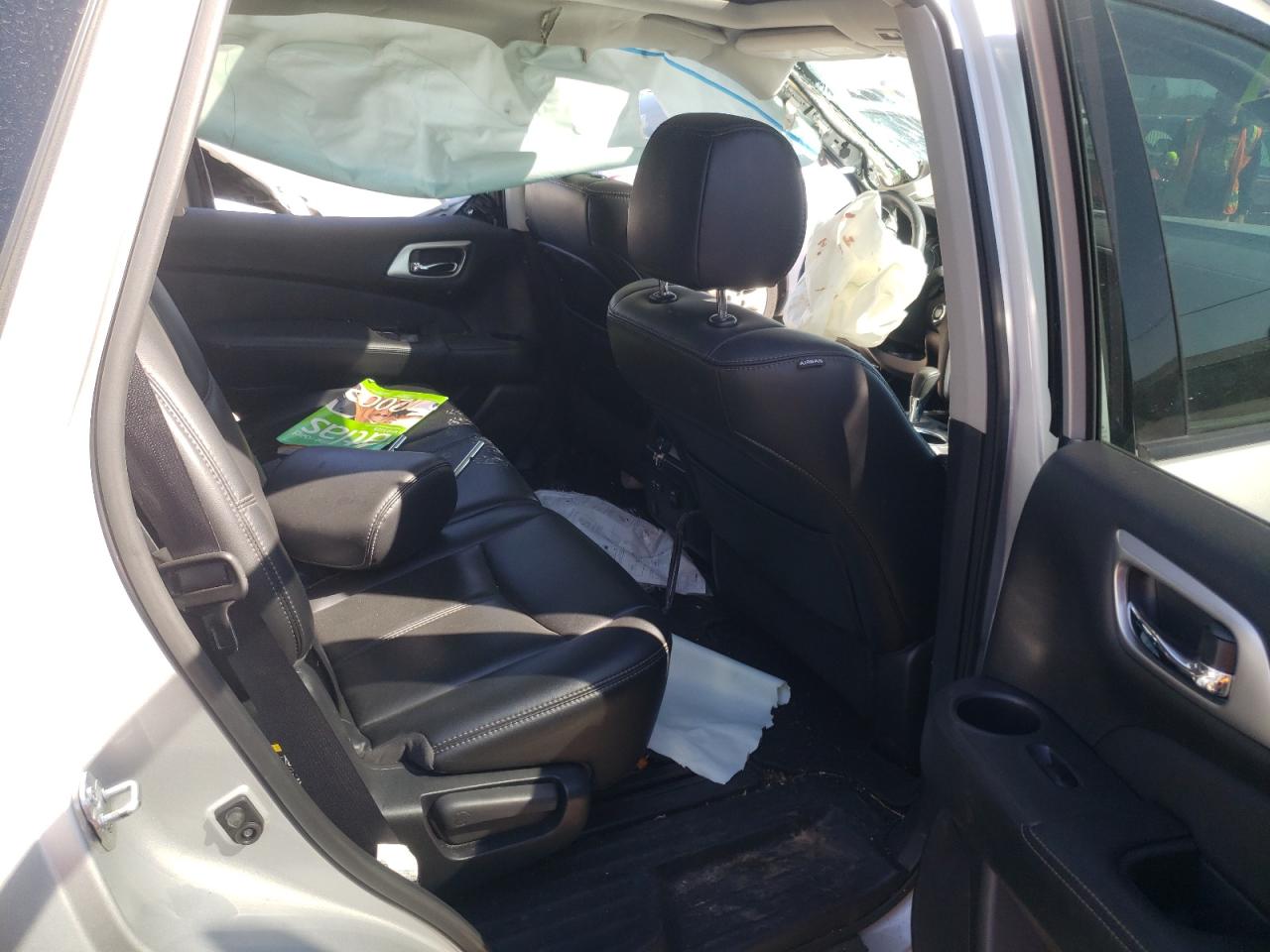 Photo 6 from auction – 2017 NISSAN PATHFINDER with VIN 5N1DR2MM4HC658328