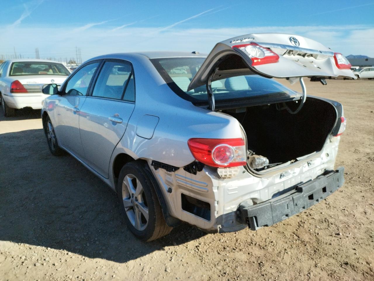 Photo 3 from auction – 2013 TOYOTA COROLLA BA with VIN 5YFBU4EE4DP146485