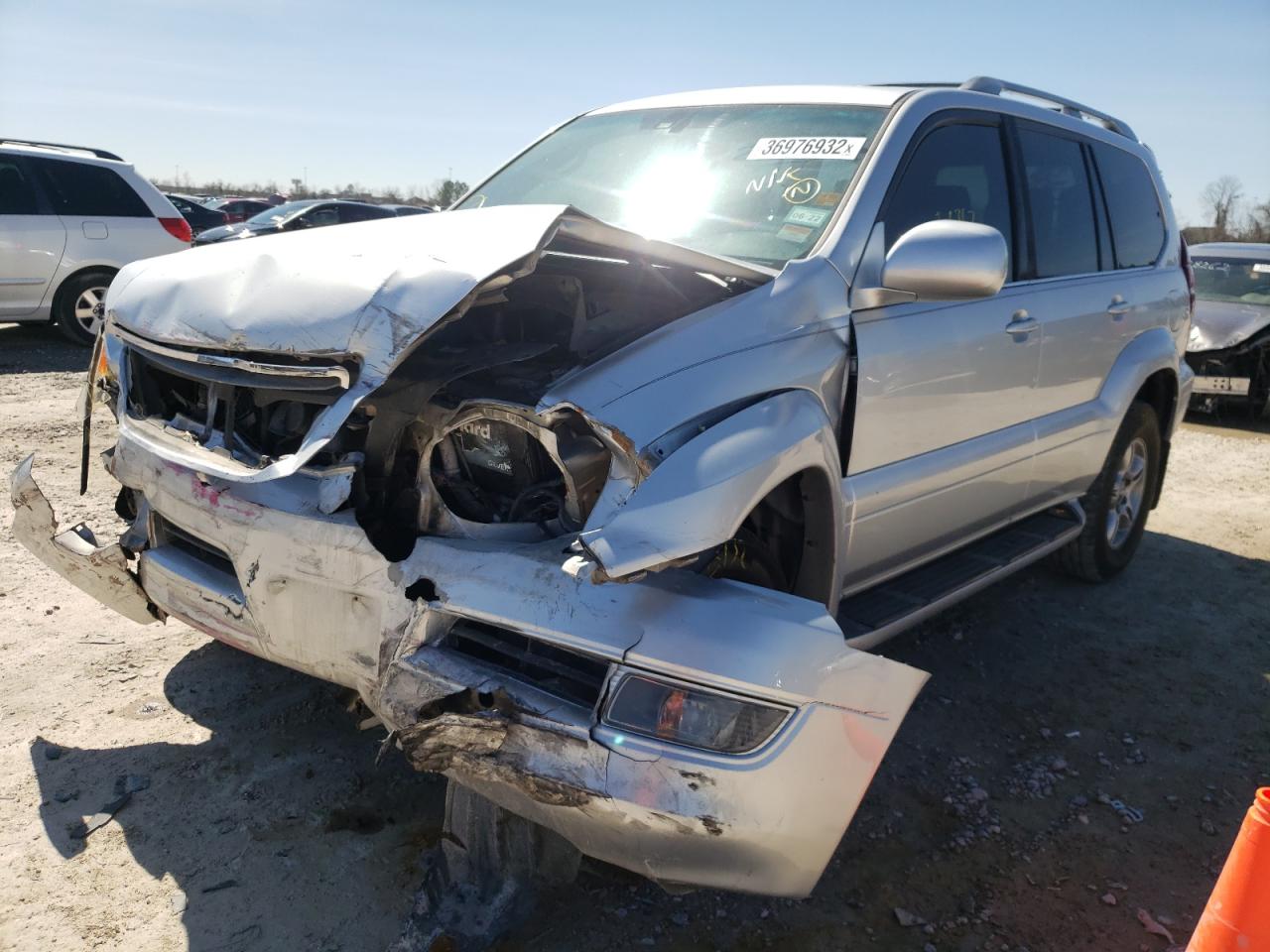Photo 2 from auction – 2006 LEXUS GX 470 with VIN JTJBT20X660122313