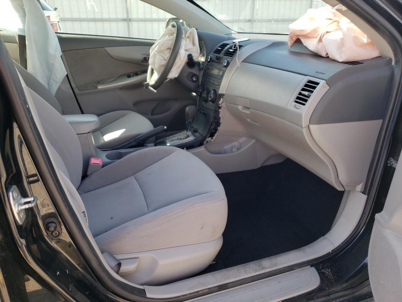 Photo 5 from auction – 2010 TOYOTA COROLLA BA with VIN JTDBU4EE5AJ058612