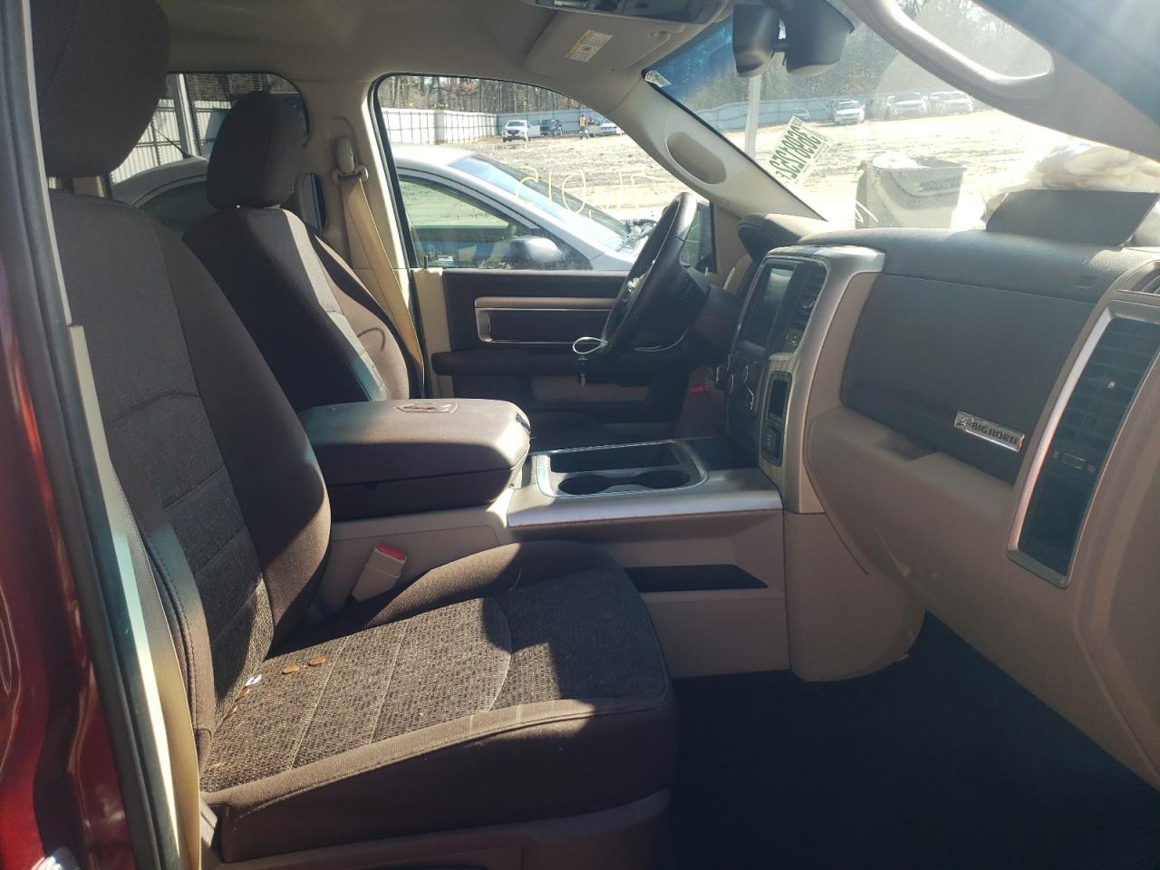 Zdjęcie 5 z aukcji – 2016 RAM 1500 SLT z VIN 1C6RR7GG0GS413793