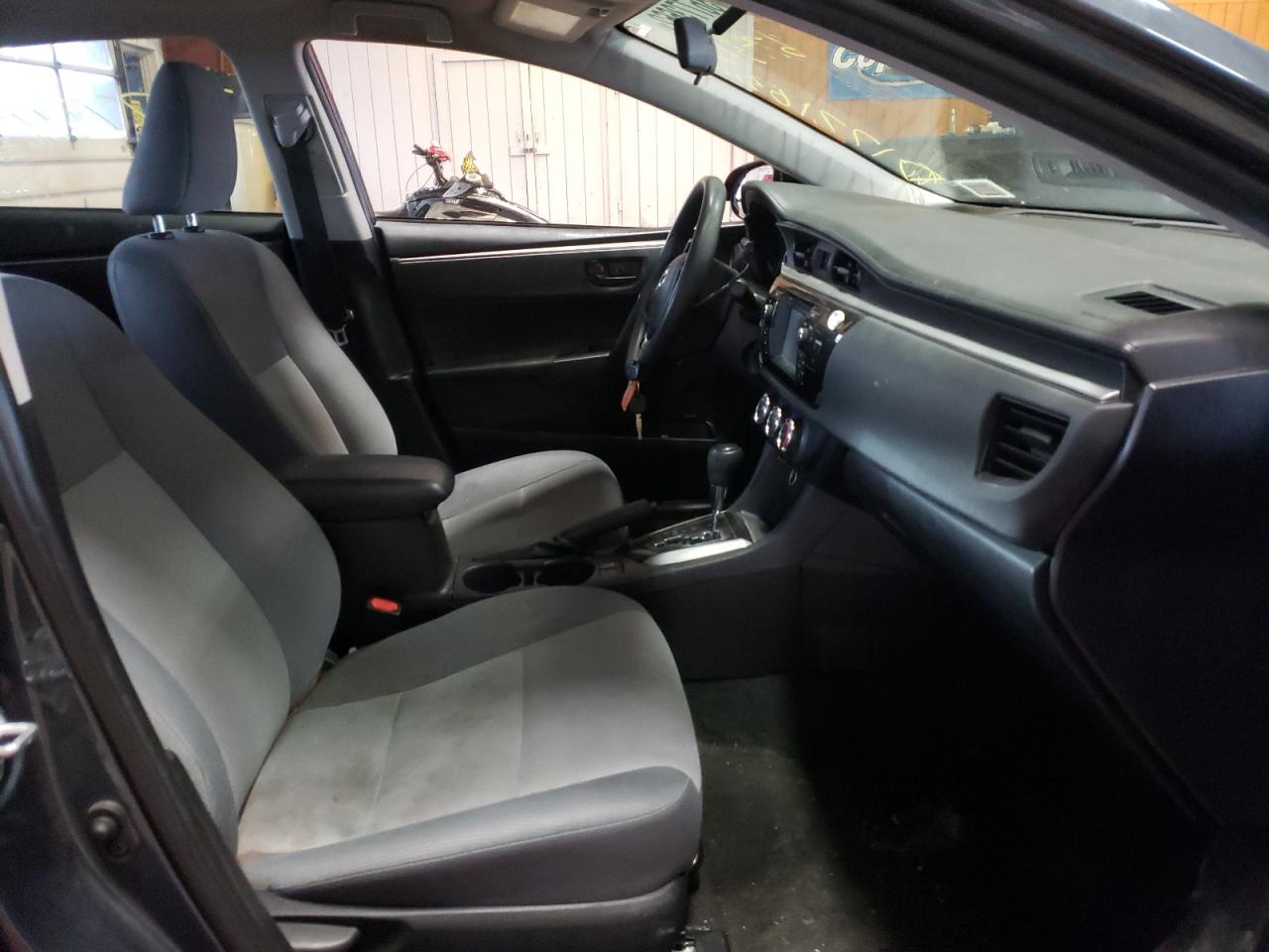 Photo 5 from auction – 2016 TOYOTA COROLLA L with VIN 2T1BURHE3GC679313
