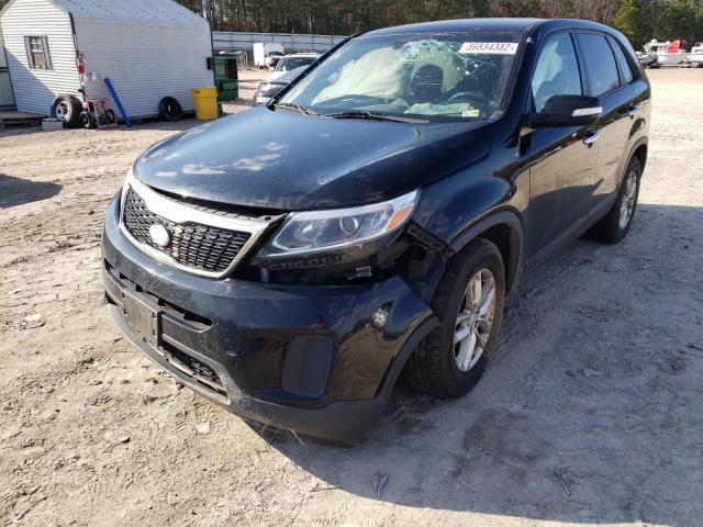 Photo 2 from auction – 2015 KIA SORENTO LX with VIN 5XYKT3A60FG596069