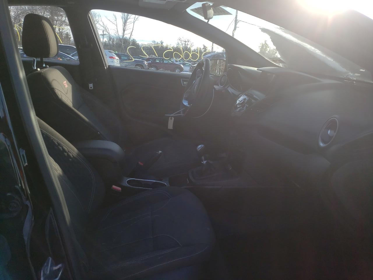 Photo 5 from auction – 2017 FORD FIESTA ST with VIN 3FADP4GX2HM134904